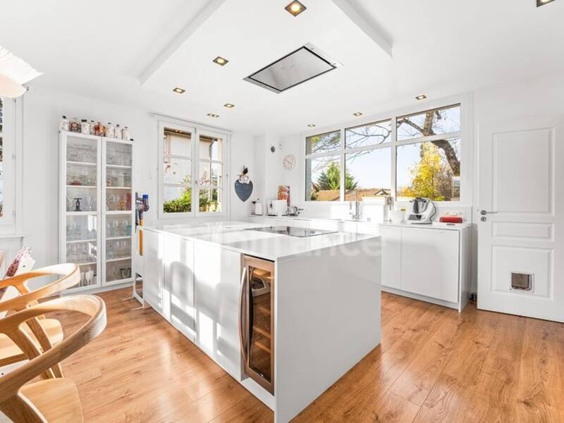 Maison à vendre, 207m², DIVONNE LES BAINS