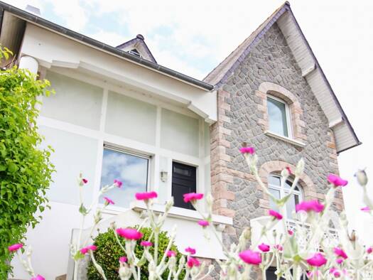 Maison de ville à vendre 342 000 € 5 pièces 4 chambres 126 m² 567 m² de terrain Sud Lamballe-Armor 22400