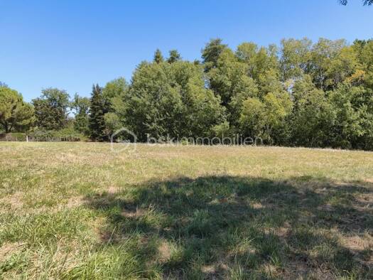 Terrain constructible à vendre 73 563 € 1 695 m² de terrain Champcevinel 24750