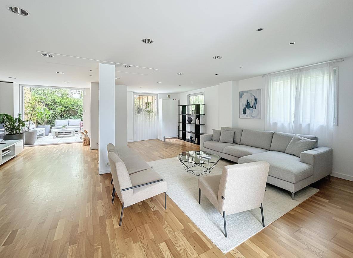 Maison à vendre, 230m², SURESNES