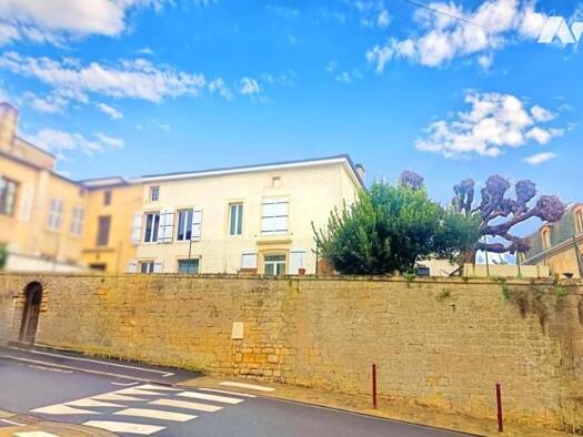 Maison à vendre 218 500 € 6 pièces 4 chambres 210 m² 406 m² de terrain Stenay 55700