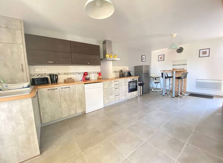 Maison à vendre 279 900 € 8 pièces 5<br/>chambres 184 m²<br/>superficie 1 800 m²<br/>terrain Baule 45130