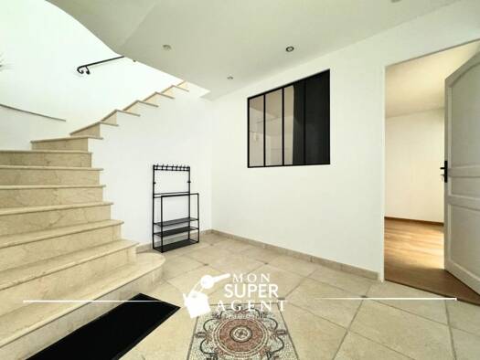 Colocation à louer 600 € 5 pièces 4 chambres 109 m² Rive de Seine Sud Est Melun 77000