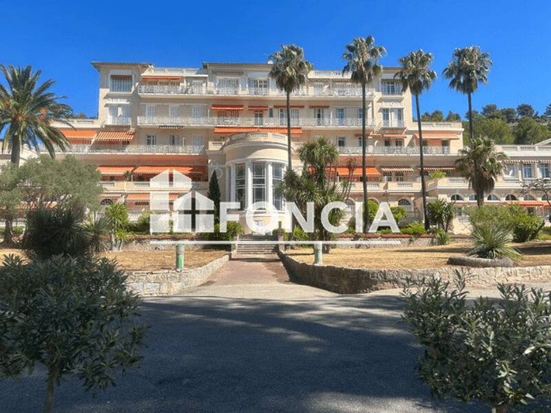 Maison à louer, 20m², HYERES