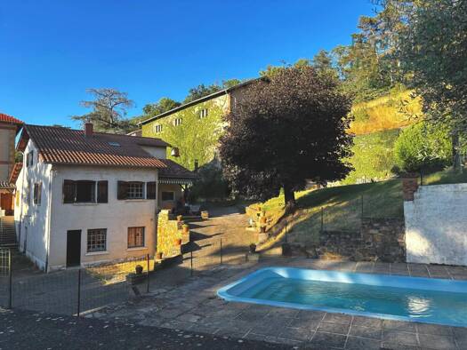 Maison à vendre 450 000 € 10 pièces 4 chambres 205 m² Chevinay 69210
