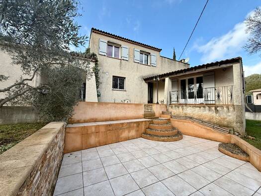 Maison à vendre 522 500 € 5 pièces 4 chambres 115 m² 893 m² de terrain Peypin 13124