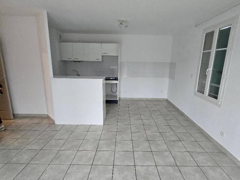 Maison à louer, 59m², LEZIGNAN CORBIERES