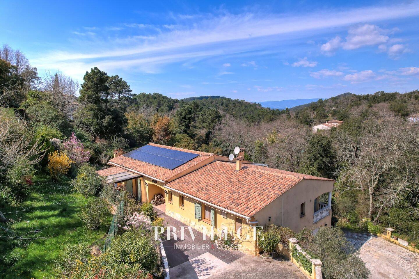 Maison à vendre, 238m², LES ADRETS DE L'ESTEREL