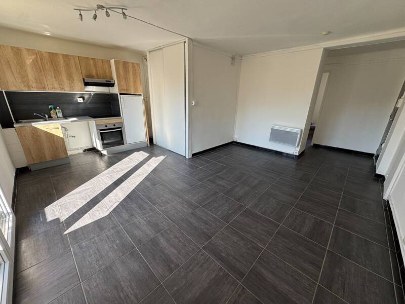 Maison à louer, 54m², MARSEILLE 14E