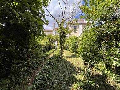 Maison à vendre 519 000 € 6 pièces 3 chambres 140 m² 267 m² de terrain La Castagne-La Ferrade Bègles 33800