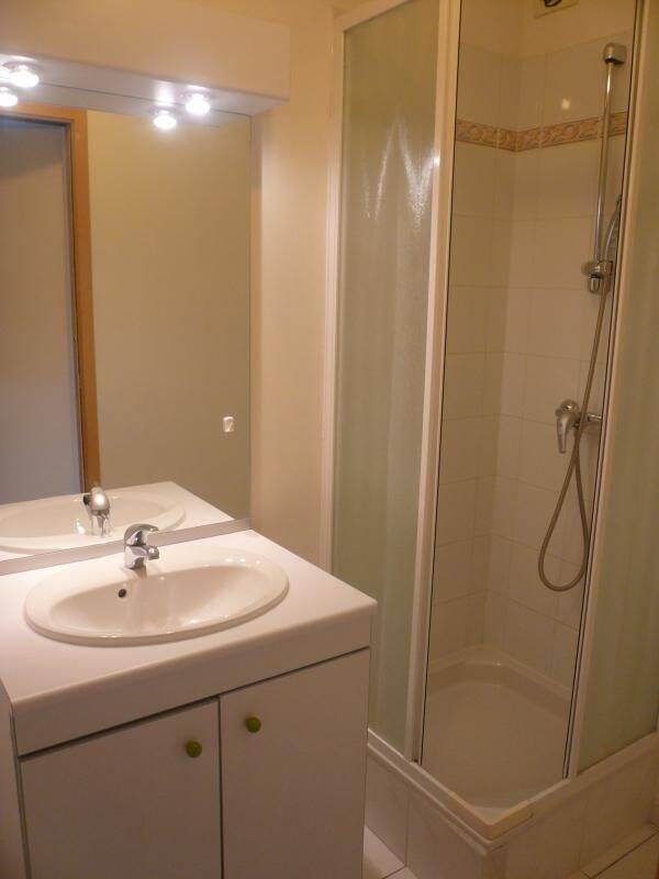 Appartement - 4ème étage - 70 m2 - 3 pièces - Vide — 5