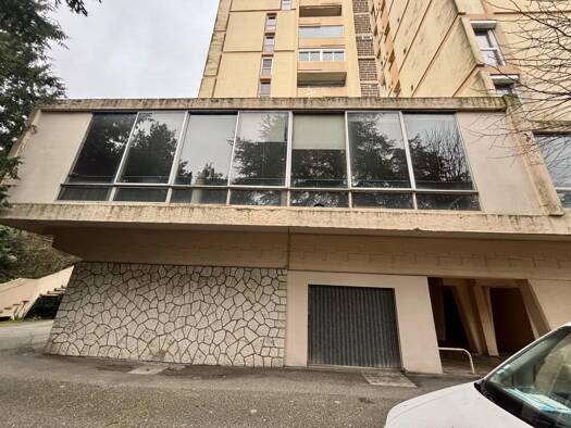 Local commercial à vendre 46 000 € 96 m² de surface de vente Colayrac-Saint-Cirq 47450