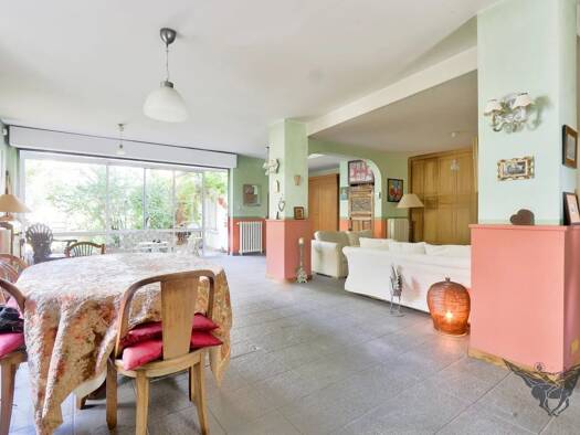 Maison à vendre 1 870 000 € 11 pièces 8 chambres 366 m² Ivry Port Centre Ivry-sur-Seine 94200