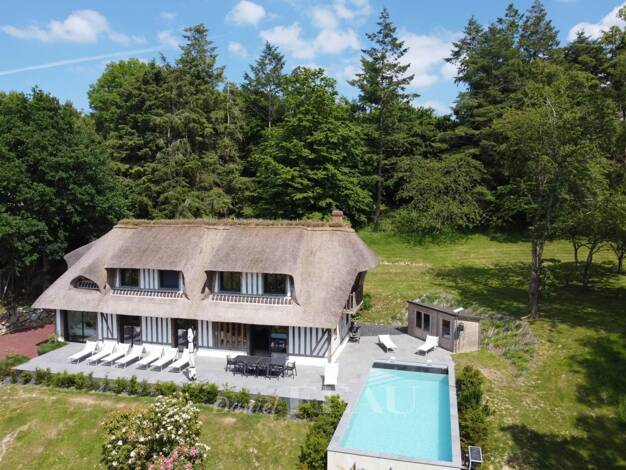 Maison à vendre 1 897 400 € 7 pièces 5 chambres 180 m² 2 822 m² de terrain Deauville 14800