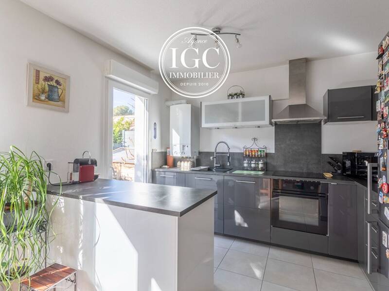 Maison à vendre, 63m², CHATEAUNEUF LES MARTIGUES