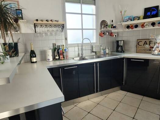 Maison de ville à vendre 270 000 € 6 pièces 3 chambres 133 m² 35 m² de terrain Partie Est Campagne-Agglomeration Aizenay 85190