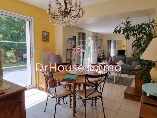 Maison à vendre 350 000 € 6 pièces 4 chambres 136 m² 1 153 m² de terrain La Faute sur Mer 85460