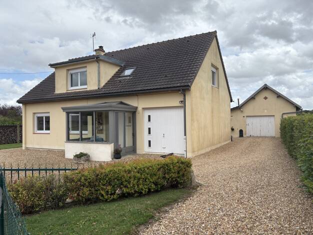 Maison à vendre 243 800 € 6 pièces 5 chambres 149 m² 1 000 m² de terrain Courville-sur-Eure 28190