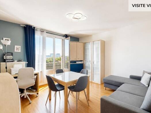 Appartement à vendre 195 000 € 3 pièces 2 chambres 67 m² 6ème étage Moulin à Vent-Georges Lévy Vénissieux 69200