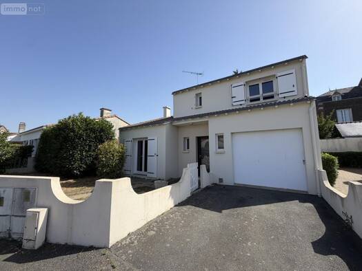 Maison à vendre 220 350 € 5 pièces 3 chambres 101 m² 296 m² de terrain Cholet 49300