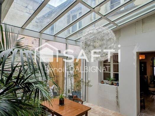 Maison à vendre 549 000 € 11 pièces 7 chambres 275 m² 344 m² de terrain Chinon 37500