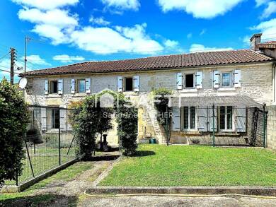 Maison à vendre 198 550 € 5 pièces 4 chambres 142 m² 483 m² de terrain Chateaubernard 16100