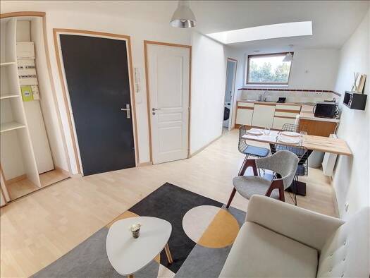 Appartement à louer 595 € 2 pièces 1 chambre 35 m² 2ème étage Centre Anzin 59410