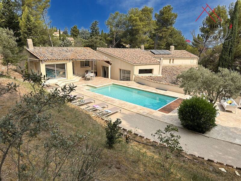 Maison à vendre, 327m², SAINT SATURNIN LES AVIGNON