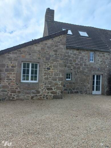 Maison à louer 950 € 5 pièces 3 chambres Flamanville 50340