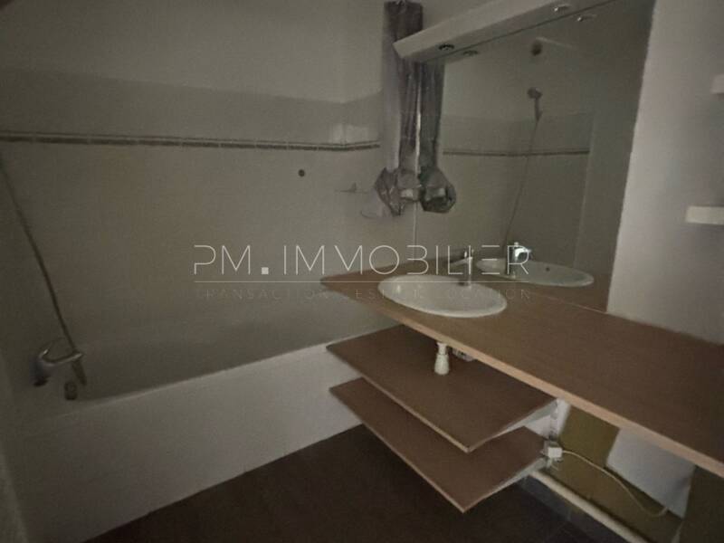 Maison à louer, 62m², MARSEILLE 8E