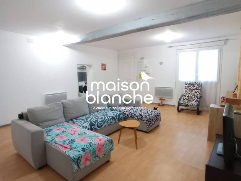 Maison à louer, 110m², SAINT MEDARD DE GUIZIERES