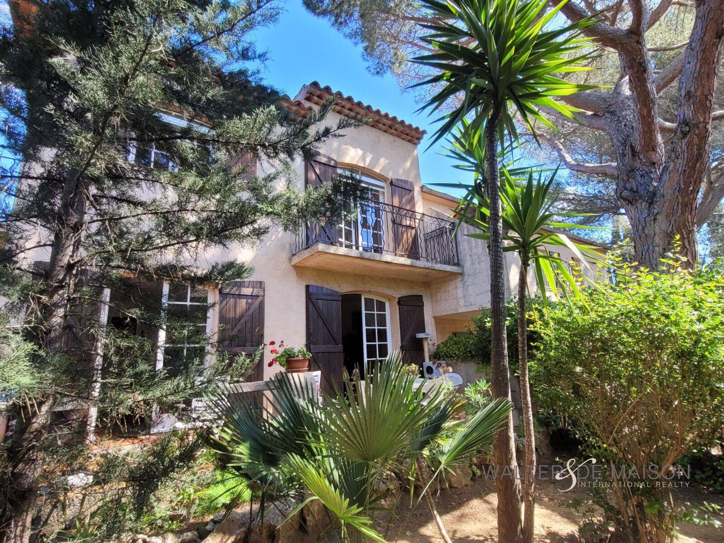 Maison à vendre, 269m², LA CROIX VALMER