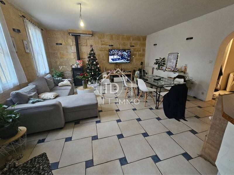 Maison à vendre, 130m², SAINT MEDARD DE GUIZIERES