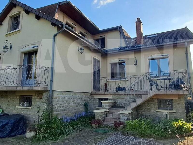 Maison à vendre, 150m², VIVIER AU COURT