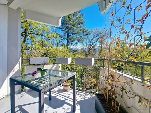 Appartement à vendre 349 000 € 4 pièces 3 chambres 95 m² RDC Meylan 38240