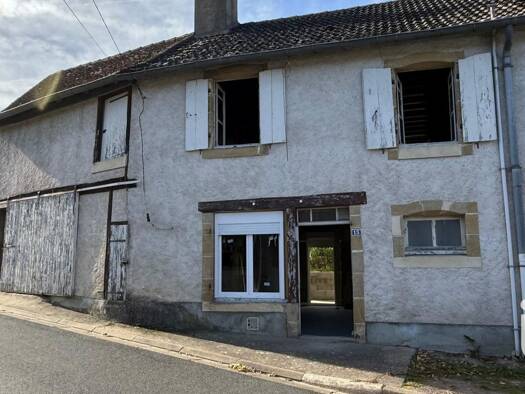 Maison de ville à vendre 35 000 € 3 pièces 2 chambres 72 m² 129 m² de terrain Maray 41320