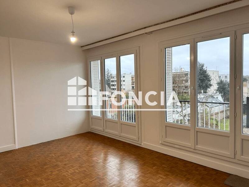 Maison à louer, 78m², SAINT MAUR DES FOSSES
