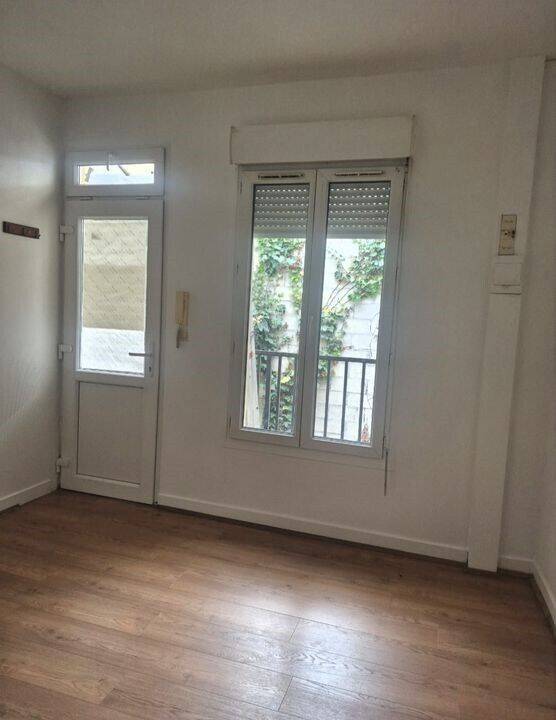 Maison à louer, 12m², NANTERRE