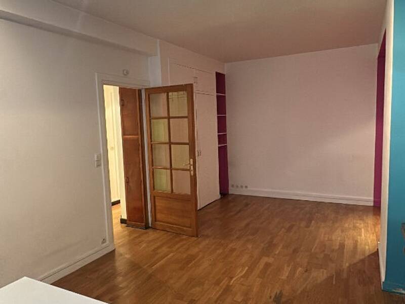 Maison à louer, 32m², PARIS 18E