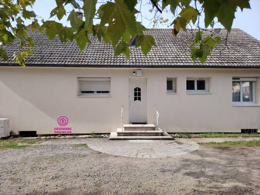 Maison de plain-pied à vendre 254 000 € 4 pièces 3 chambres 94 m² 1 280 m² de terrain Saint-Maurice-l'Exil 38550