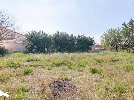 Terrain constructible à vendre 108 600 € 401 m² de terrain Gignac 34150