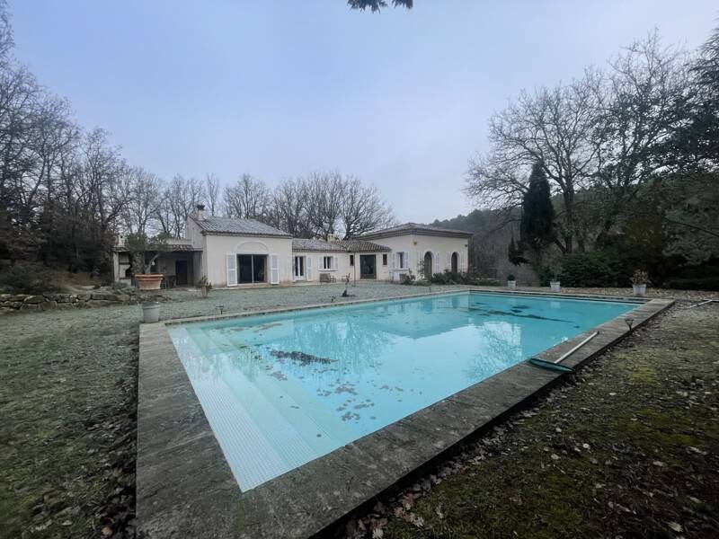 Maison à louer, 236m², PEYNIER