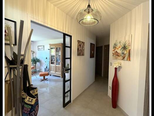 Maison de plain-pied à vendre 362 000 € 3 pièces 2 chambres 110 m² 519 m² de terrain Pomérols 34810
