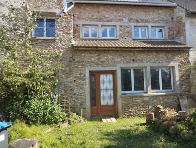 Maison à vendre 98 000 € 3 pièces 2 chambres 120 m² 80 m² de terrain Est Sud Ouest La Ferte sous Jouarre 77260