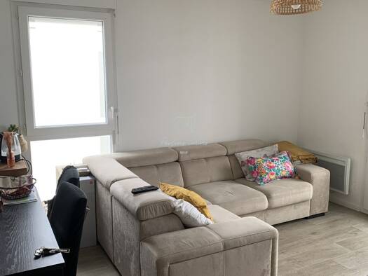 Appartement à vendre 279 000 € 3 pièces 2 chambres 59 m² Étage 4/5 La Belle Epine Thiais 94320