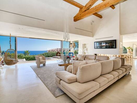 Villa à vendre 3 990 000 € 7 pièces 5 chambres 350 m² 1 573 m² de terrain Sainte-Maxime 83120