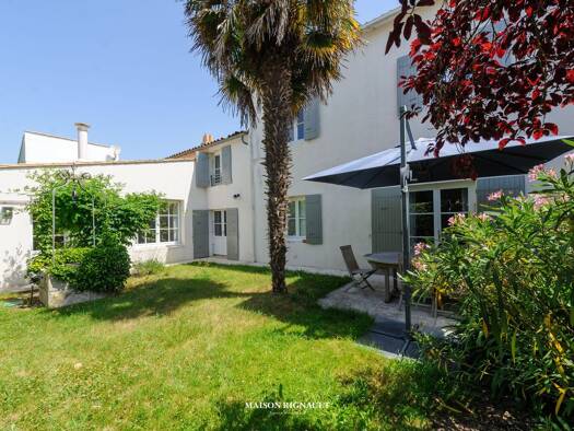 Maison à vendre 1 425 000 € 7 pièces 5 chambres 165 m² 234 m² de terrain Saint-Martin-de-Ré 17410