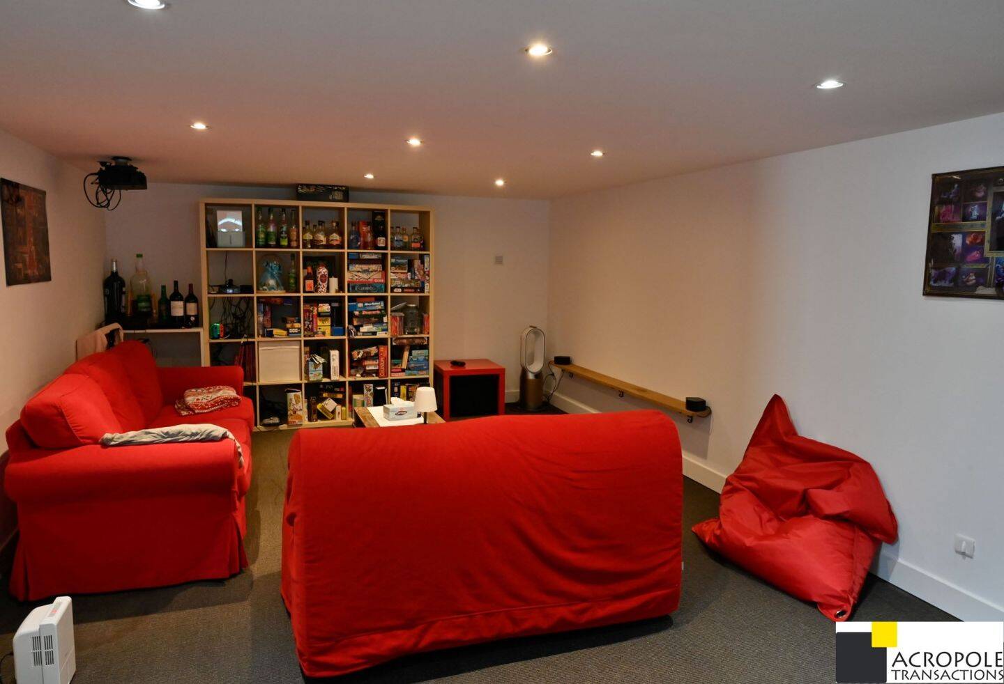 Maison à vendre, 148m², SAINT GENIS LES OLLIERES