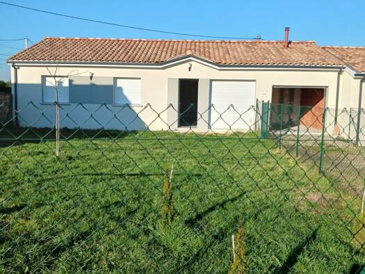 Maison de plain-pied à louer 1 000 € 4 pièces 3 chambres 84 m² Castets et Castillon 33210