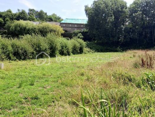 Terrain constructible viabilisé à vendre 56 000 € 647 m² de terrain Le Juch 29100